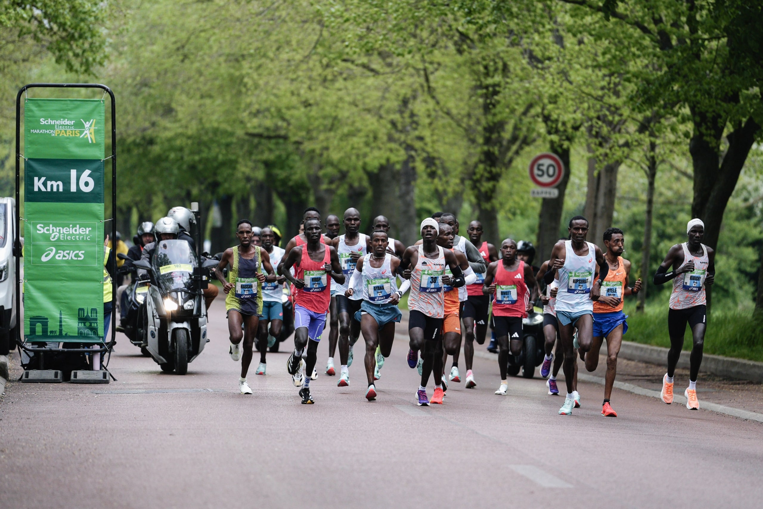 Marathon de Paris 2026 : un plateau élite exceptionnel avec une grande densité internationale autour de 2h04-2h06 et de solides ambitions françaises pour briller sur les Champs-Élysées.