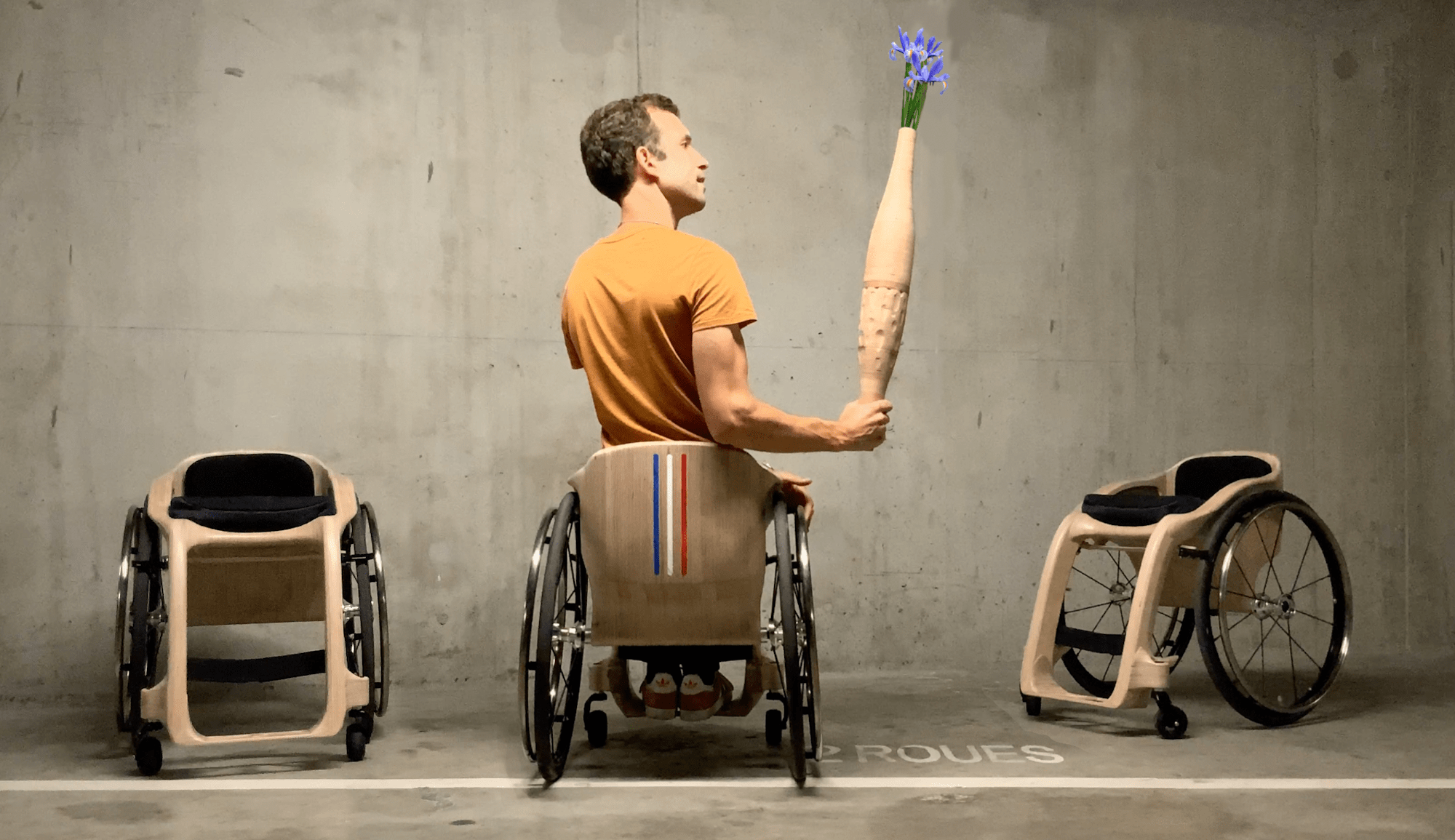 Sept fauteuils en bois, un marathon : le projet de Paul de Livron