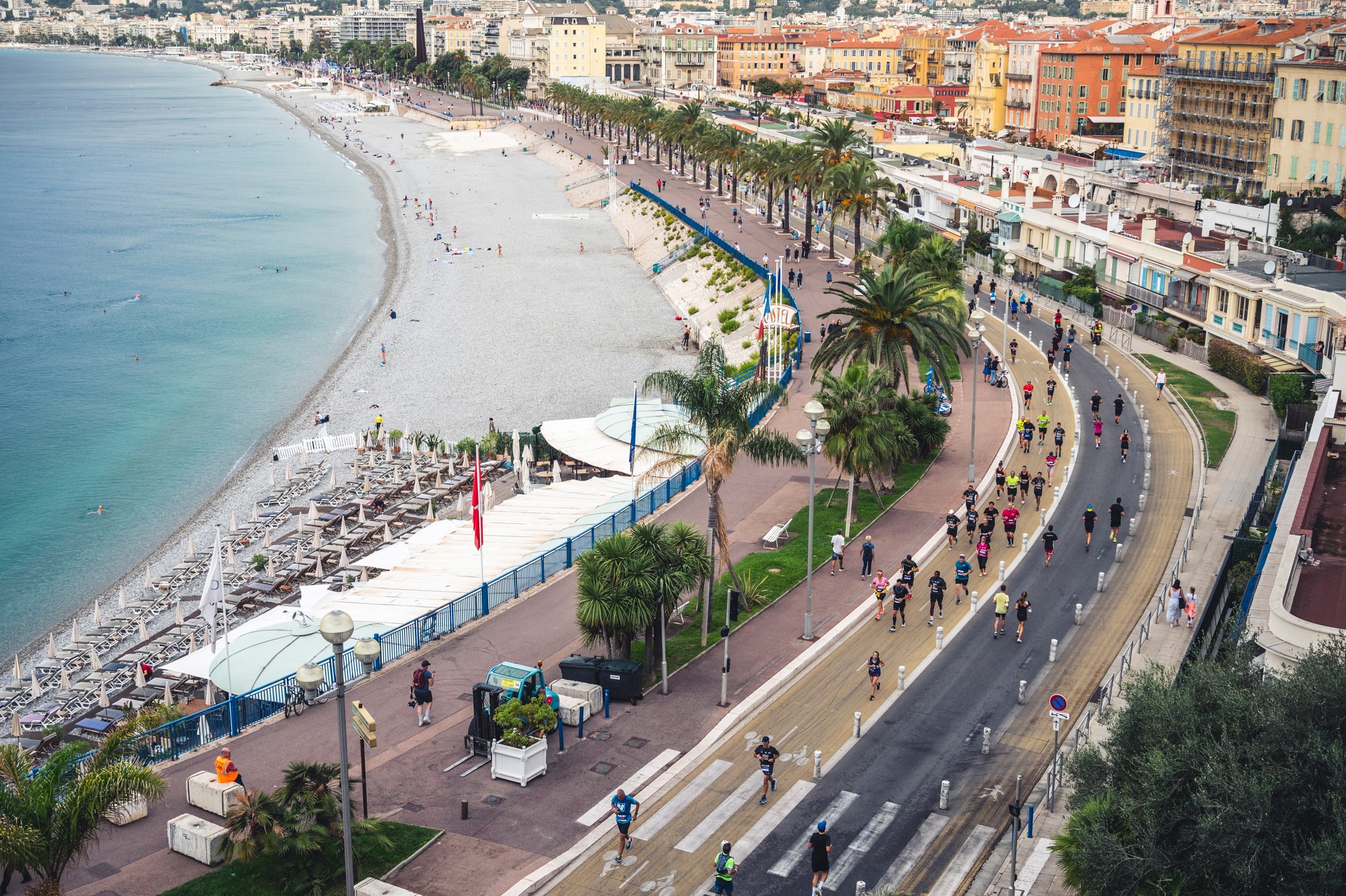 Marathons.com vous présente le top 10 des spots préférés des coureurs en France : Lyon, Marseille, Paris, Chamonix, Annecy...