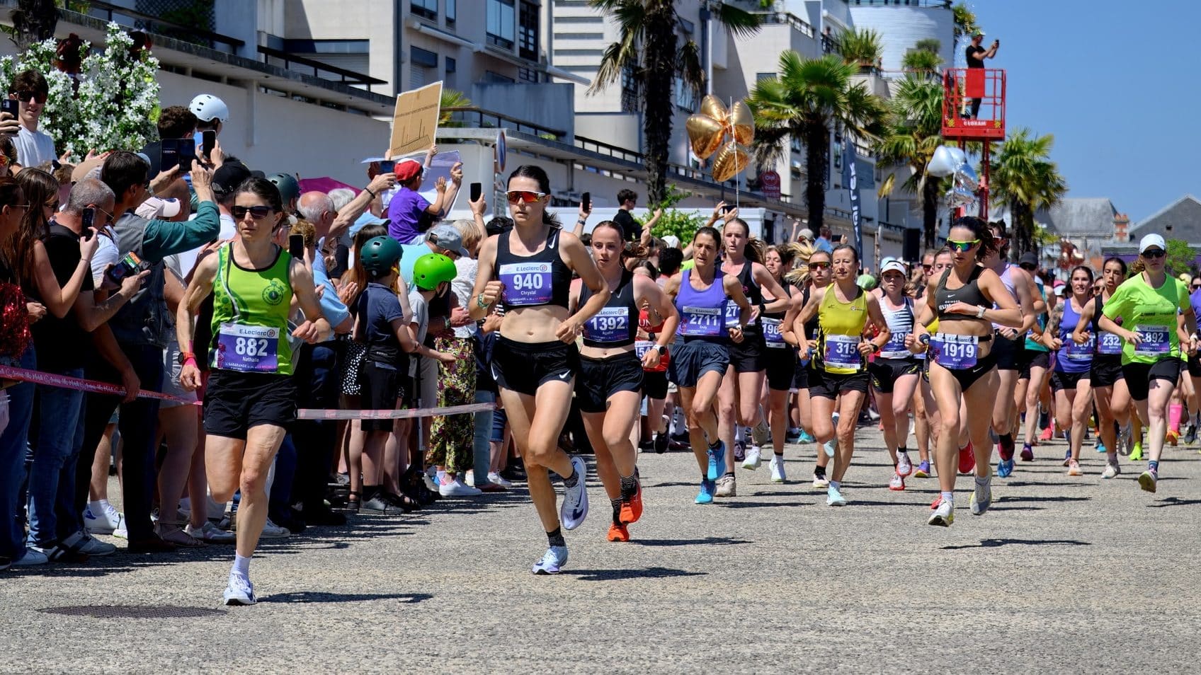 Ces dernières années, les courses dédiées aux femmes ont pris une ampleur considérable. Mieux reconnues et mieux soutenues par les institutions (mairies, comités sportifs, FFA), elles suscitent un intérêt grandissant de la part de leurs principales intéressées.