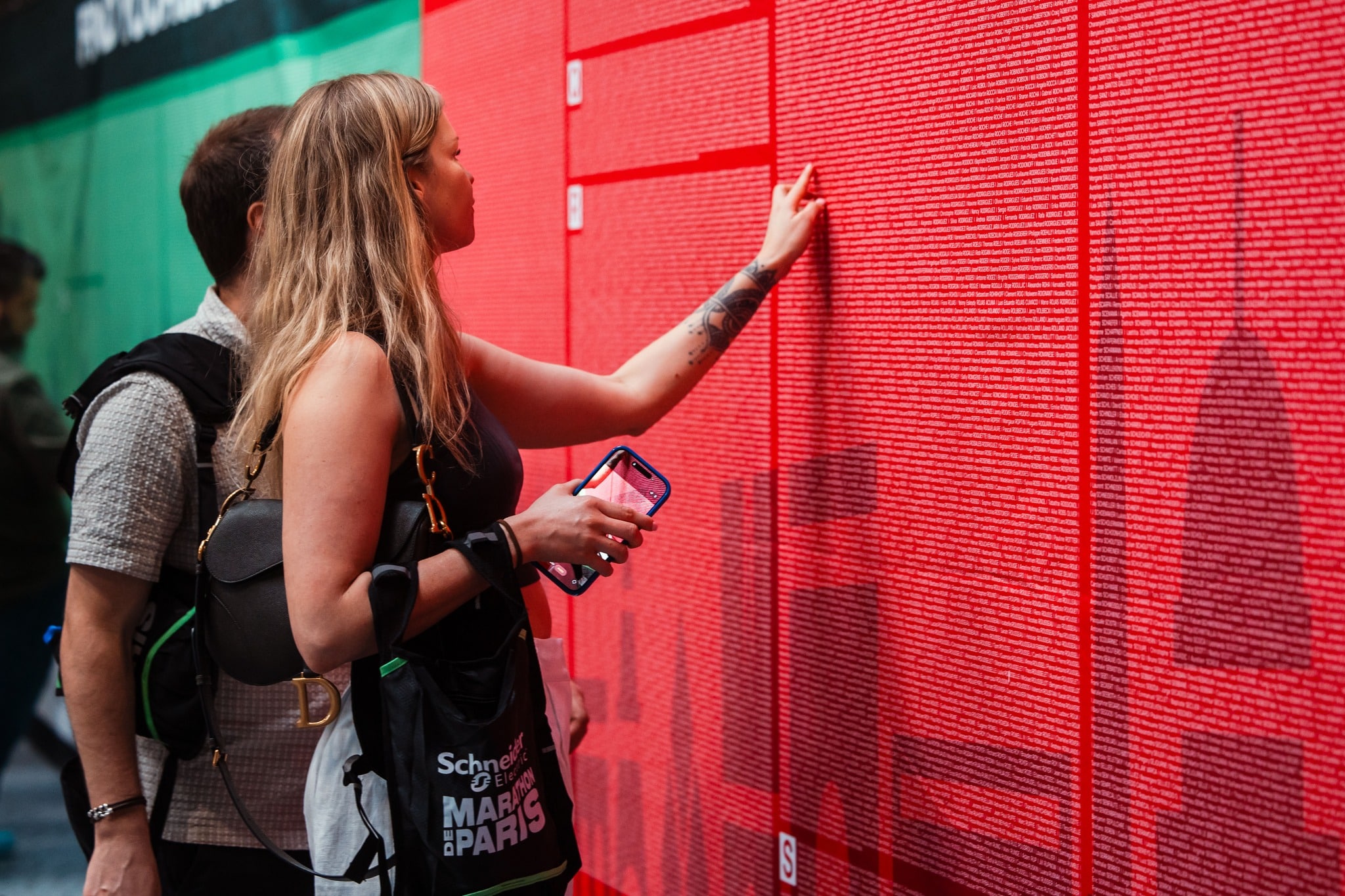 Du 9 au 11 avril, le salon Run Experience a pris ses quartiers à la Porte de Versailles, juste avant le mythique Marathon de Paris, et a accueilli futurs marathoniens, passionnés de course à pied et curieux de découvrir l’univers du running.