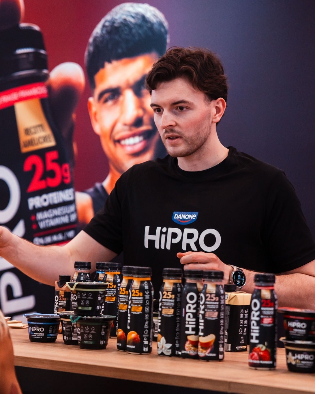 Du 9 au 11 avril, le salon Run Experience a pris ses quartiers à la Porte de Versailles, juste avant le mythique Marathon de Paris, et a accueilli futurs marathoniens, passionnés de course à pied et curieux de découvrir l’univers du running.