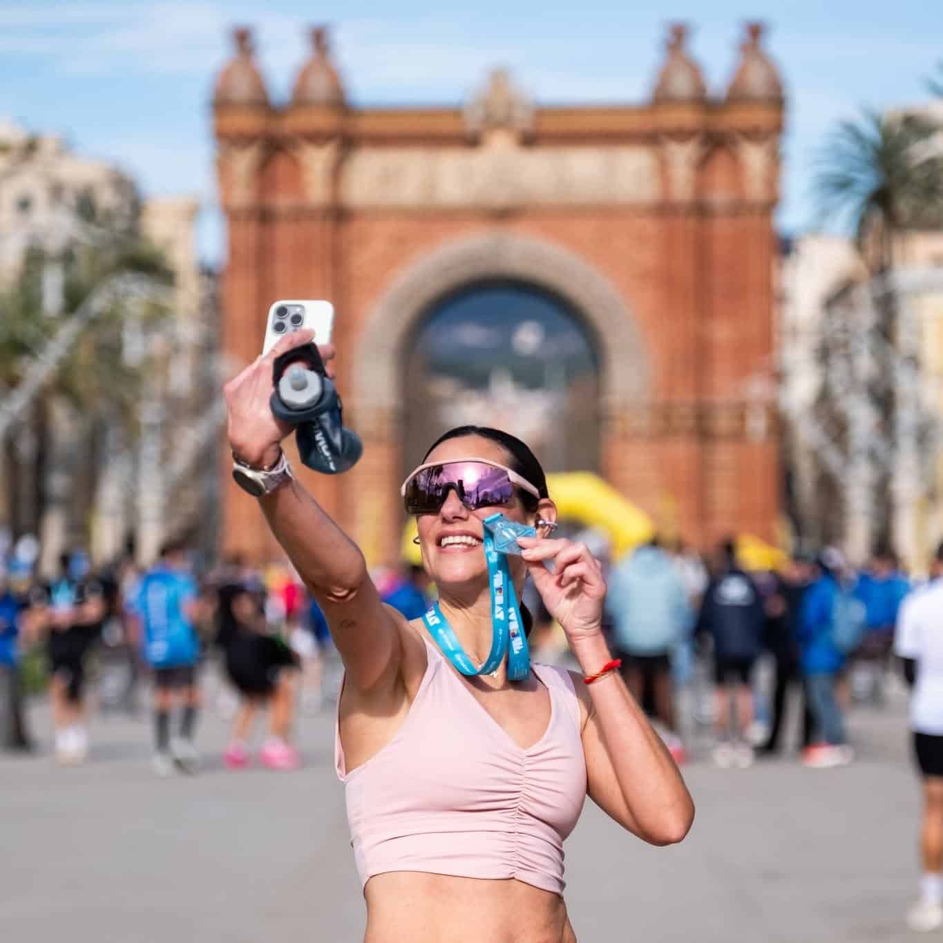 Envie de courir le Semi-Marathon de Barcelone ? Inscriptions, tarifs, transfert de dossard : tout ce qu'il faut savoir pour décrocher votre place.