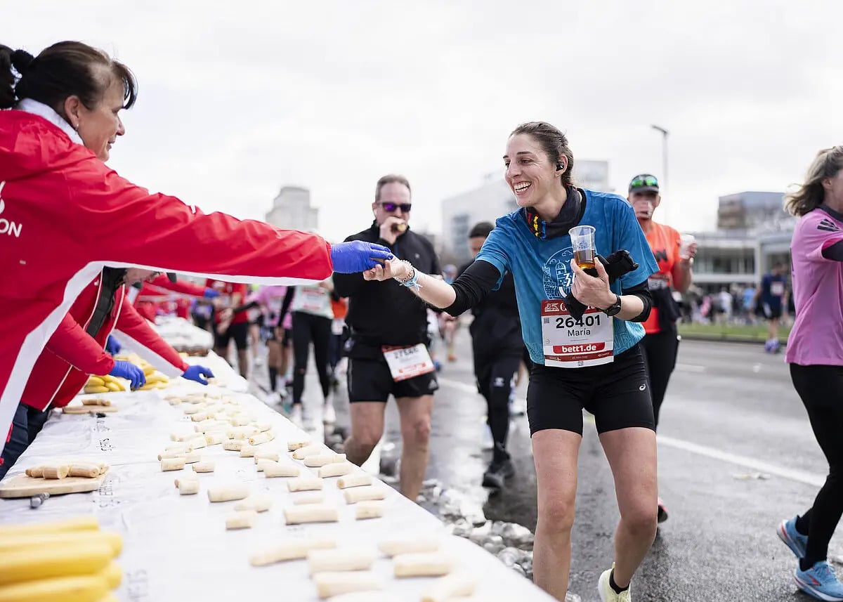 Envie de courir le Semi-marathon de Berlin ? Loterie, tarifs, dossards caritatifs, tour-opérateurs : tout ce qu'il faut savoir pour avoir un dossard.
