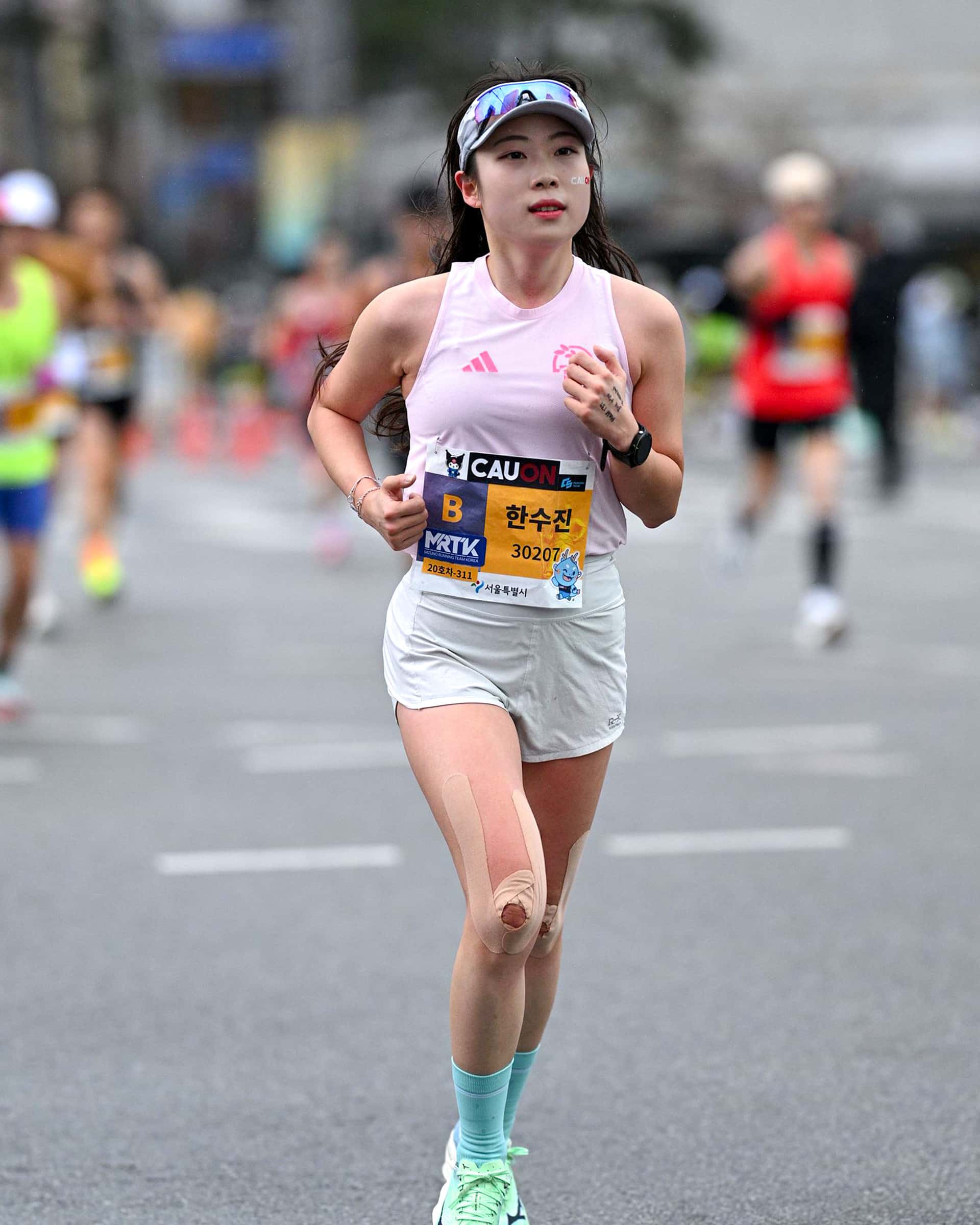 Envie de courir le Marathon de Séoul ? Dates, inscription en ligne, temps minimum requis, limites horaires, Gold Package, annulation : tout ce qu’il faut savoir pour obtenir votre dossard.