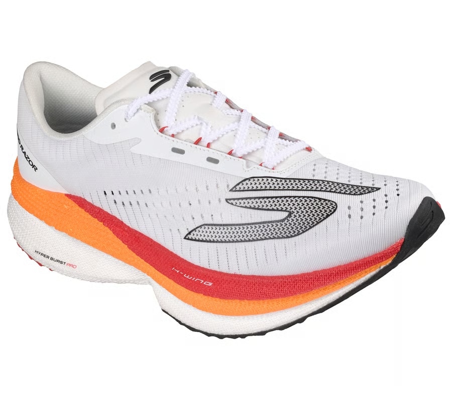Skechers Aero Razor : une chaussure de running dynamique avec plaque nylon et mousse ATPU, idéale pour les entraînements rapides.