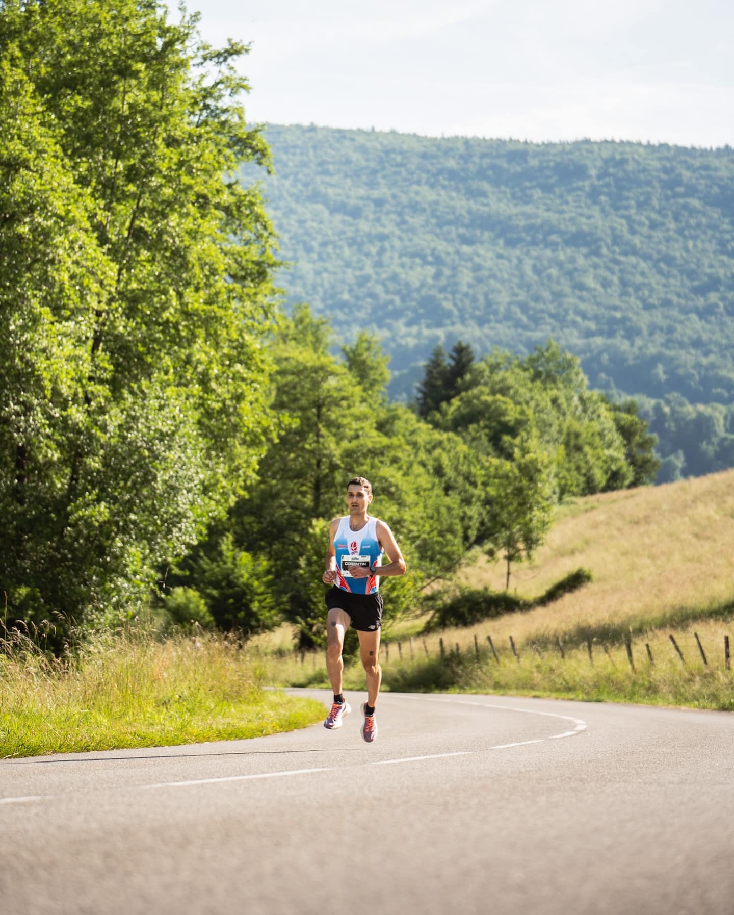Le Tour du Lac d’Aiguebelette : Corentin Pellicier et Magalie Aureille font tomber les records