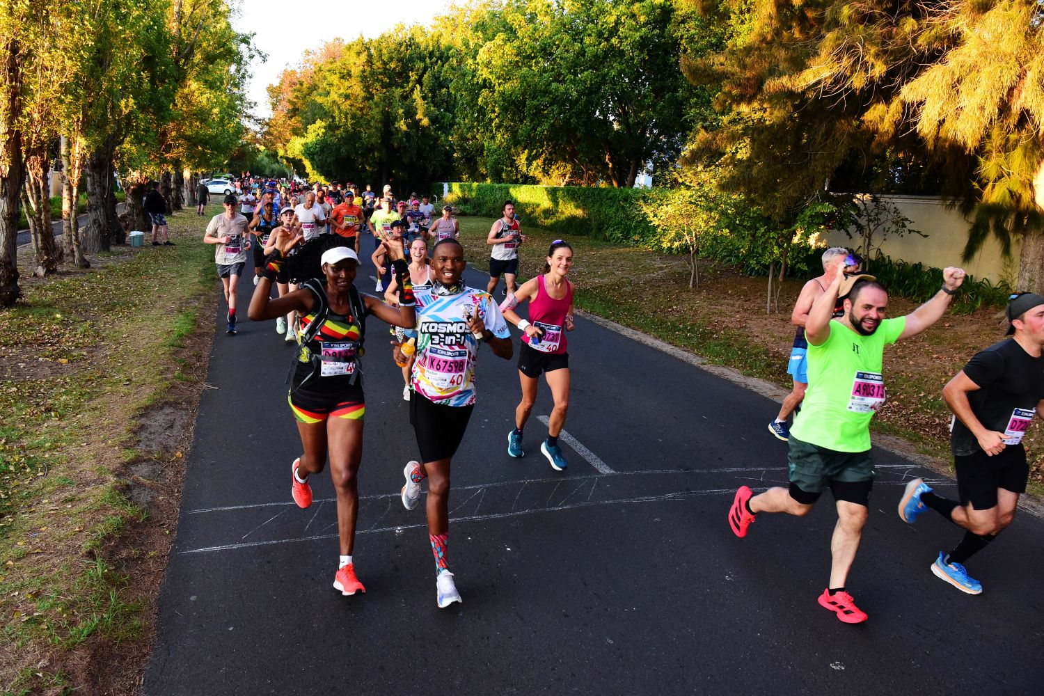 Loterie, temps qualificatifs... Tout savoir pour s'inscrire au Marathon Two Oceans à Cape Town, avec un ultra de 56 km et un semi-marathon.