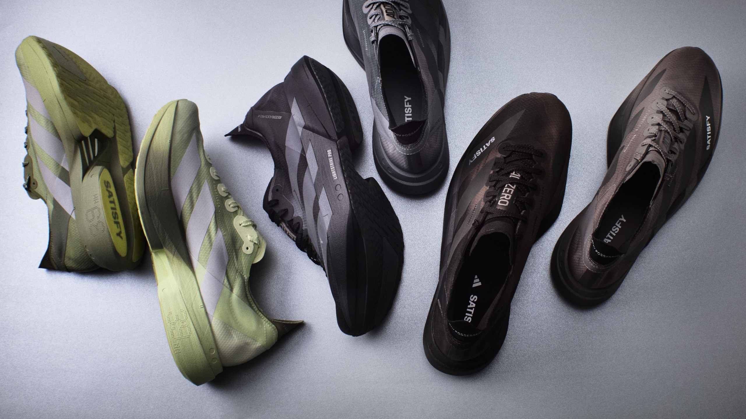 adidas et SATISFY lancent une collaboration qui secoue le monde du running avec The Circle Pit et une Adios Pro 4 revisitée.