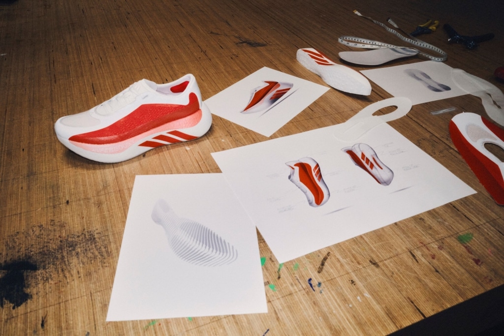 adidas lance la Hyperboost Edge, une nouvelle chaussure de running ultra dynamique conçue pour l’entraînement, les sorties longues et les kilomètres.