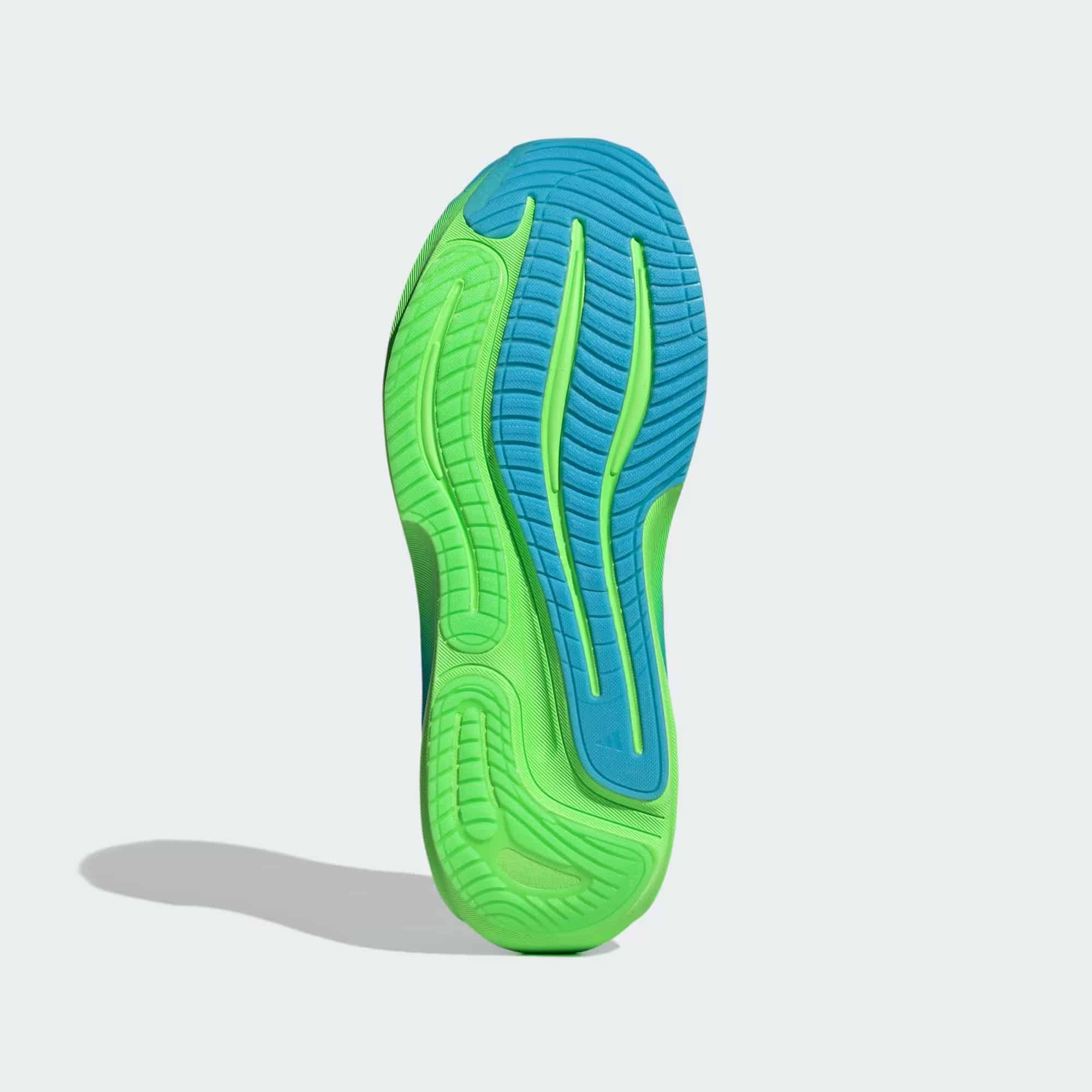 adidas dévoile la Supernova Rise 3, une chaussure de running confortable et accessible pensée pour les runs du quotidien. Mousse Dreamstrike+ plus douce, tige Primeweave et semelle Lighttraxion pour accompagner les coureurs de tous les jours.