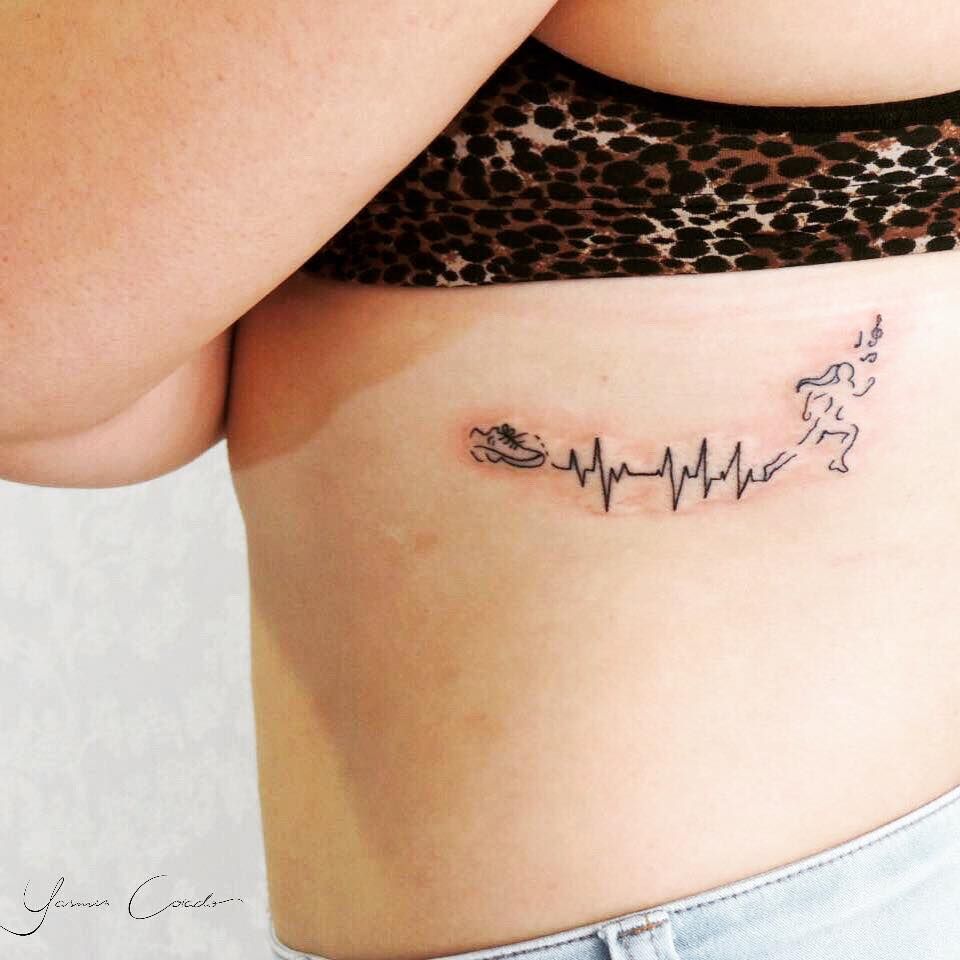 Tatouages et running : quand un chrono devient une œuvre d’art