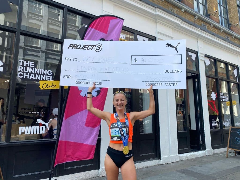 PUMA relance Project3 en 2026 et soutient les coureurs amateurs sub-élites avec un accompagnement digne des pros : Fast-R 3 et récompense en cash en cas de performance. Une initiative unique qui bouscule la culture running et valorise les runners passionnés.