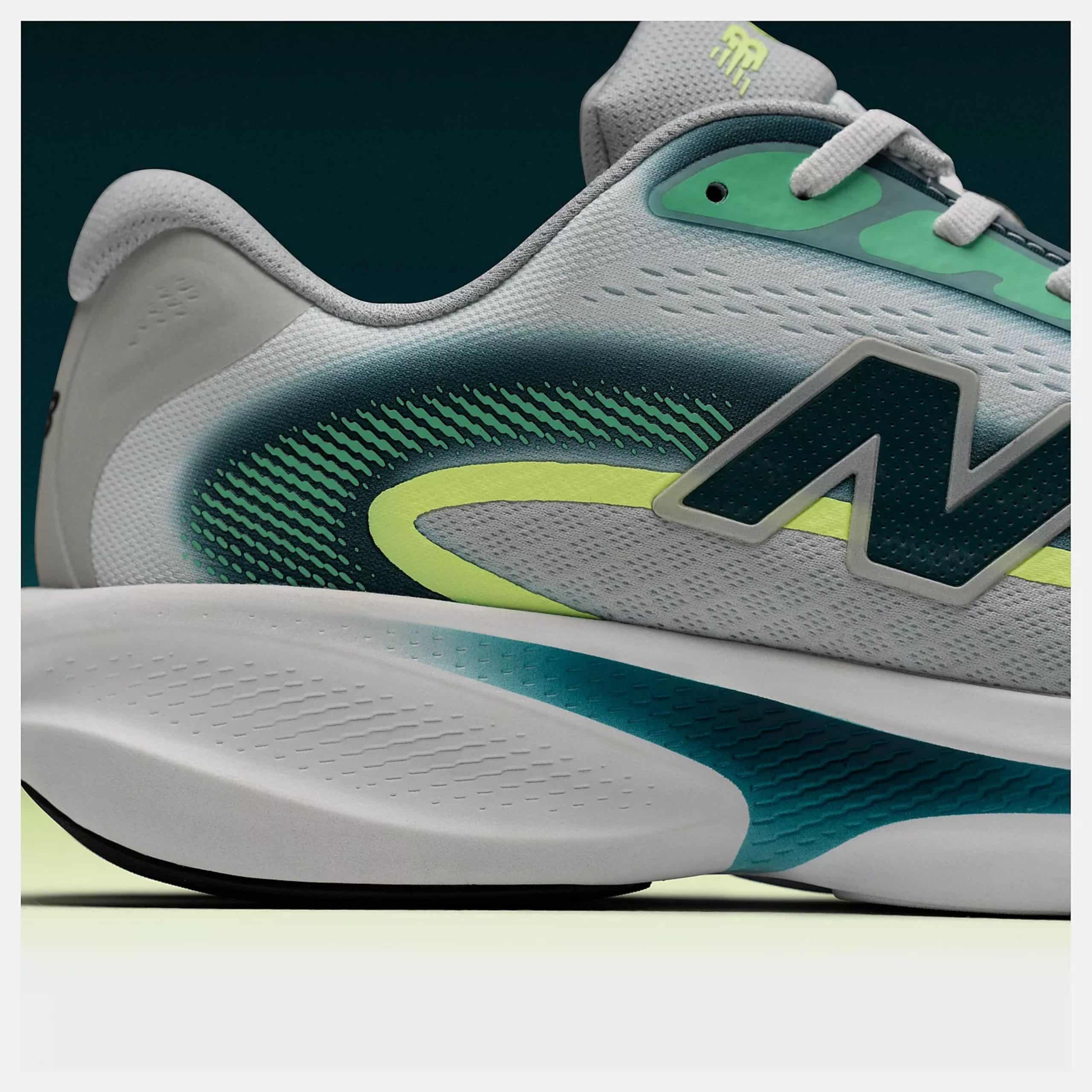 New Balance lance la Ellipse v1, une nouvelle chaussure running au style lifestyle et à l’amorti Fresh Foam X. Confortable, polyvalente et accessible à tous les coureurs, elle redonne du plaisir aux sorties quotidiennes.