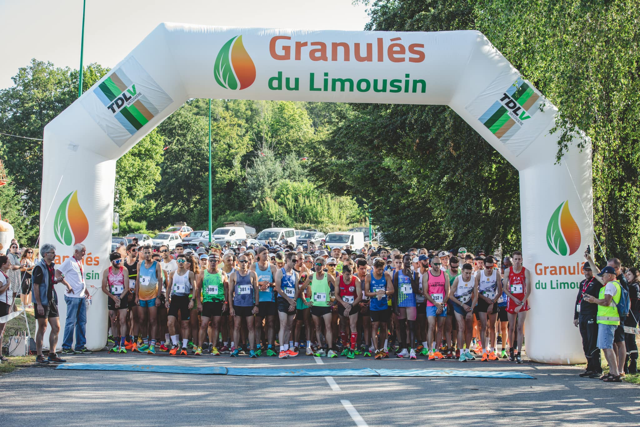 Tour Du Lac De Vassivière